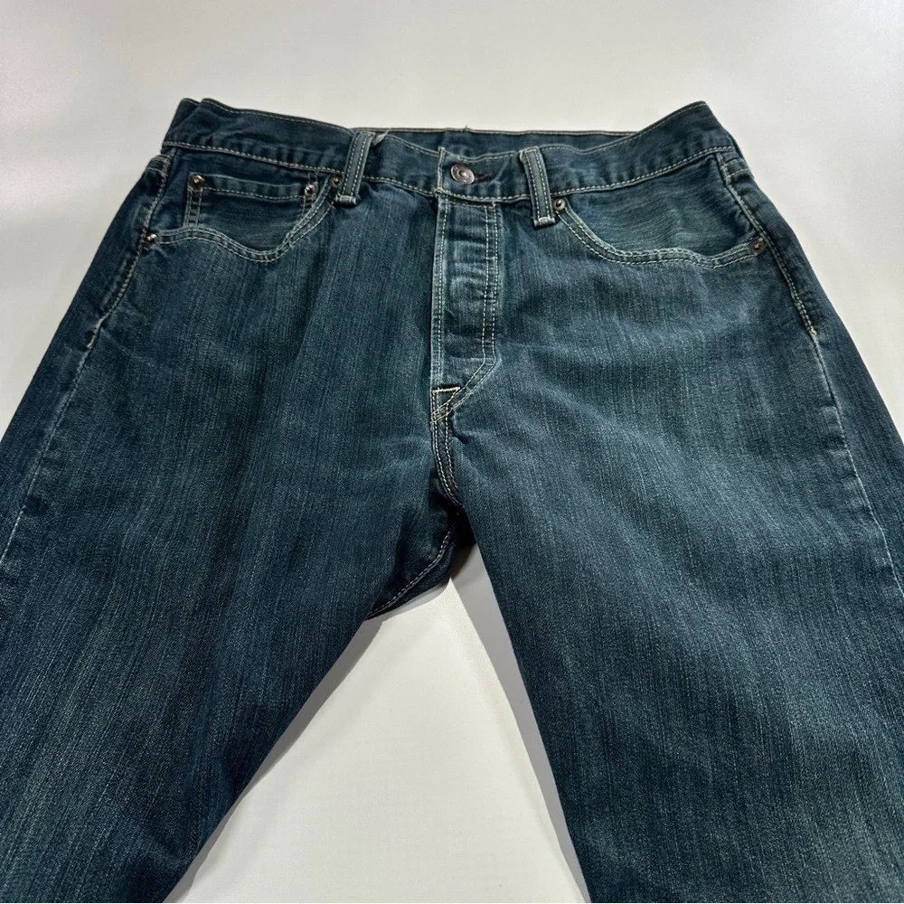 Levi’s 501 Button Fly Straight Leg Jeans Mens W33 L32
